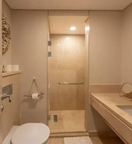 Daire Mangroovy - Spacious Boho 2 Bedroom Pool View *