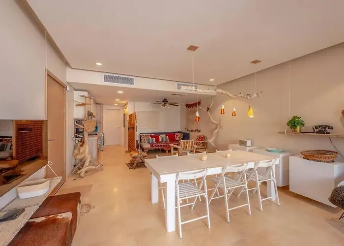 Daire Mangroovy - Spacious Boho 2 Bedroom Pool View Hurgada